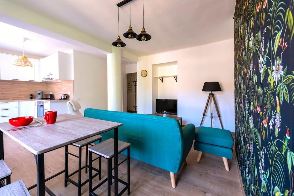 L'Azur 15'Plage 10'Port 5'Train Clim Wifi Pkg Apartman Toulon Kültér fotó