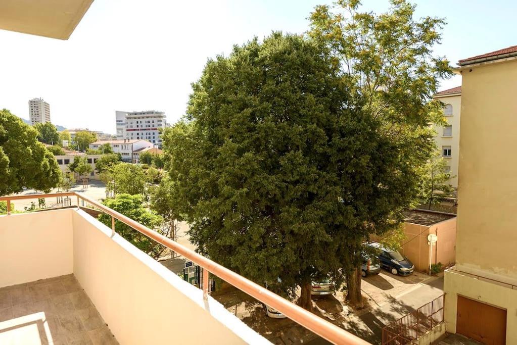 L'Azur 15'Plage 10'Port 5'Train Clim Wifi Pkg Apartman Toulon Kültér fotó