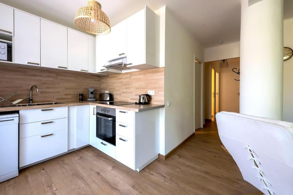 L'Azur 15'Plage 10'Port 5'Train Clim Wifi Pkg Apartman Toulon Kültér fotó