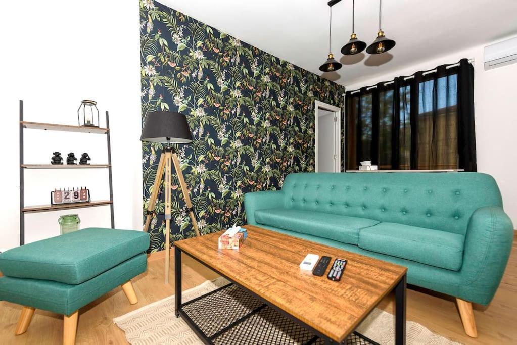 L'Azur 15'Plage 10'Port 5'Train Clim Wifi Pkg Apartman Toulon Kültér fotó